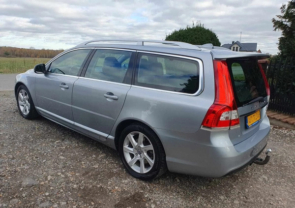 Volvo V70 cena 38900 przebieg: 263470, rok produkcji 2014 z Żerków małe 781